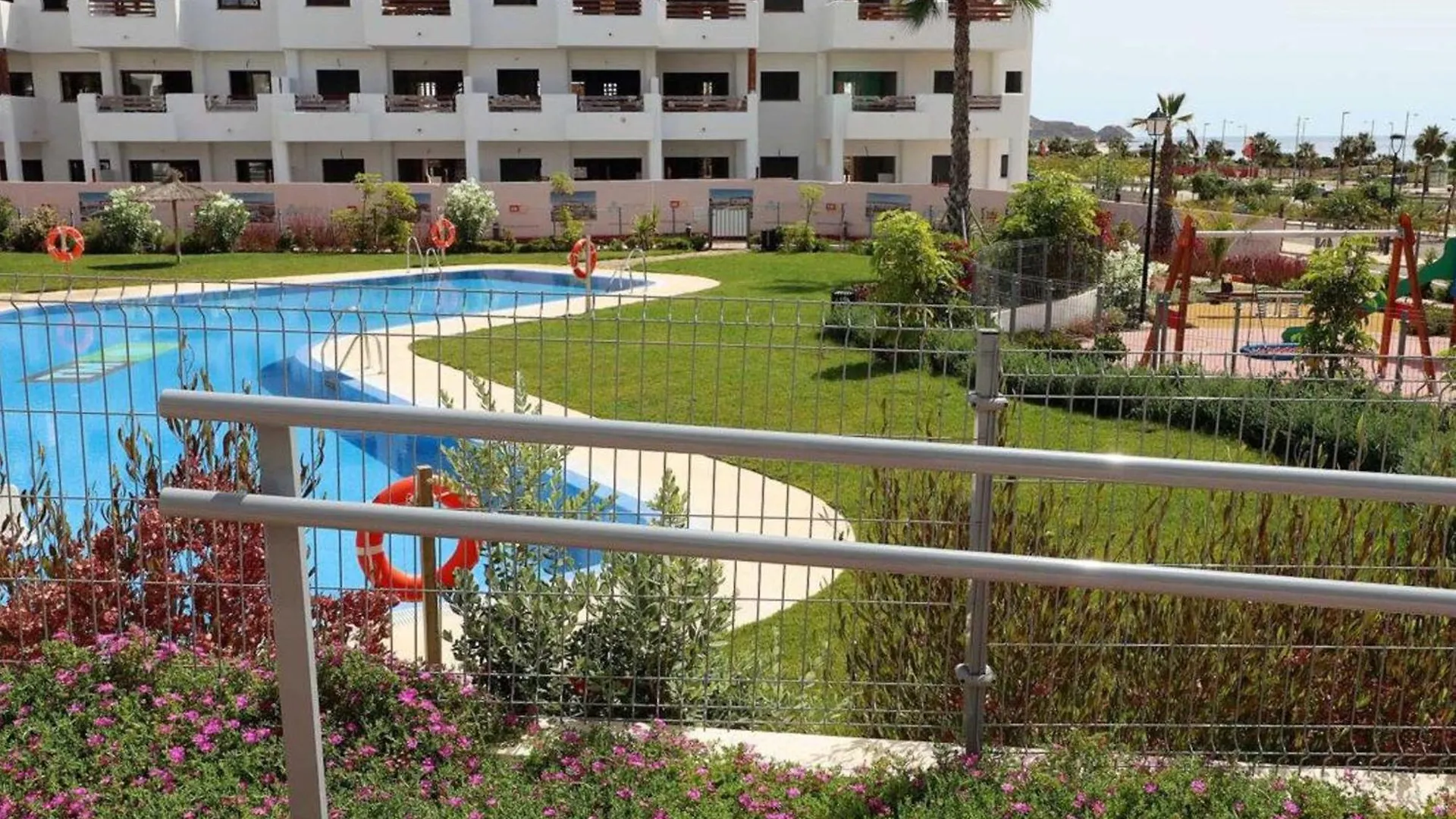 Moderno Apartamento Con Piscina Para 4 Pers. En San Juan De Los Terreros - Es-376-7 プルピ 0*,
